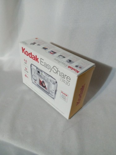 Kodak Easyshare CX7430 4.0 MP Camera And Accessories Untested - Picture 22 of 23