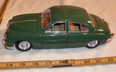 MAISTO 1959 JAGUAR MARK II 1:18 DIECAST CAR MODEL TOY IN GREEN | eBay