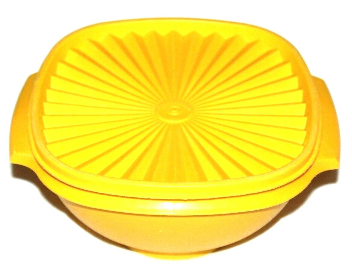 Vintage! Tupperware Yellow Square Small Salad Bowl Container w