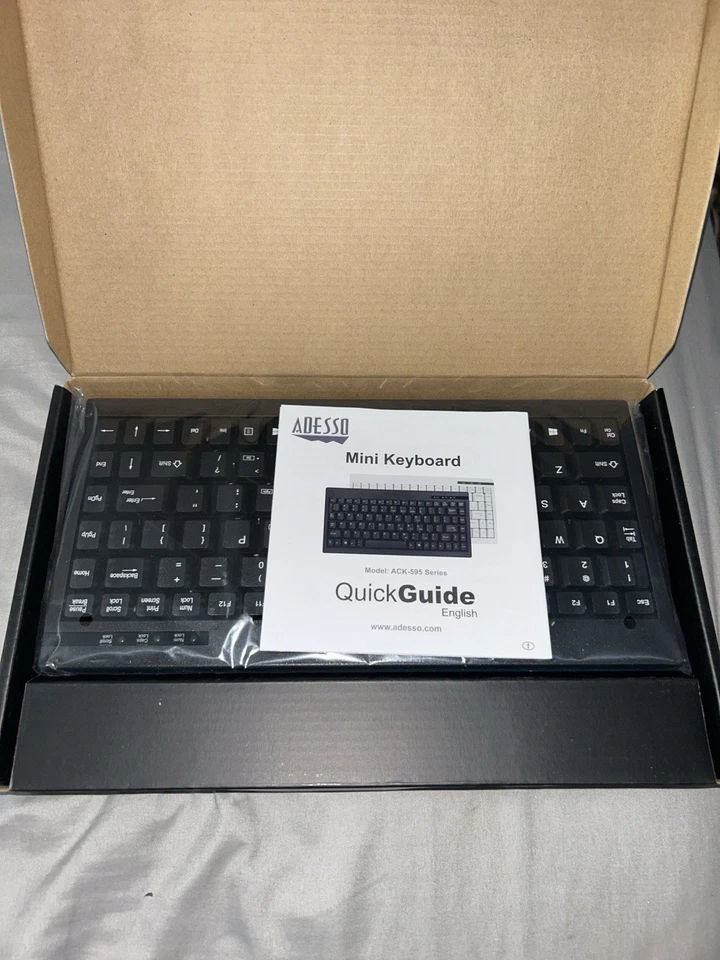 Adesso ACK-595PB Mini Keyboard Black PS/2 New - Image 4 of 4