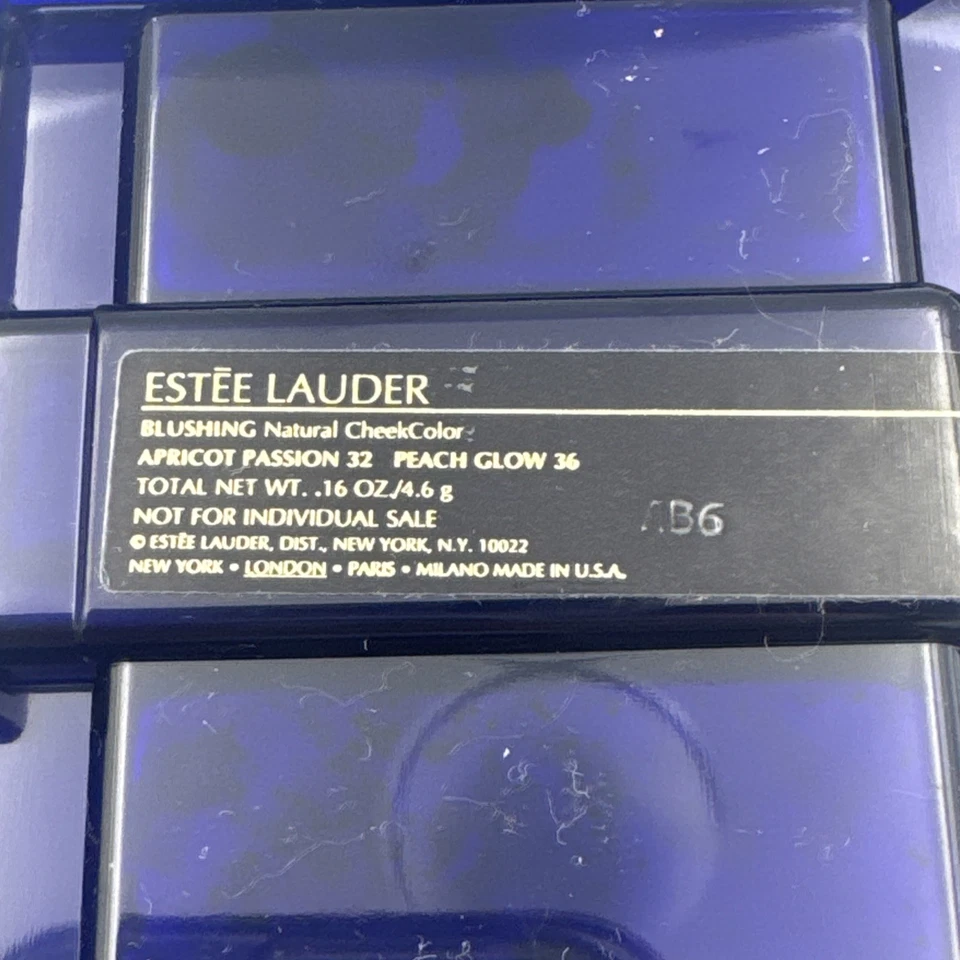 Estee Lauder Blushing Duo Albaricoque Pasión 12 Melocotón Brillo 14 Foto 4 de 4