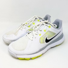 tiger woods spikeless golf shoes