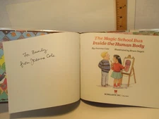 MAGIC SCHOOL BUS INSIDE THE HUMAN BODY signed by author JOANNA COLE 1989 hc+dj