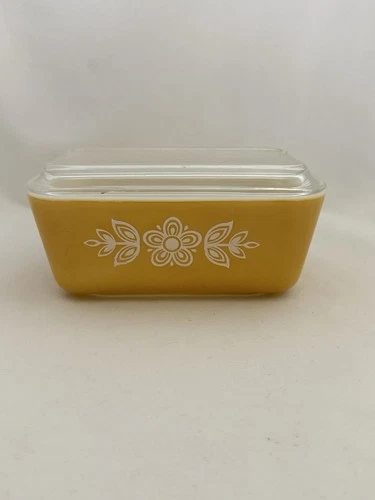 Vintage Pyrex Gold Butterfly Refrigerator Dish 0502 Ridged Glass Lid 1 1/2 Pt