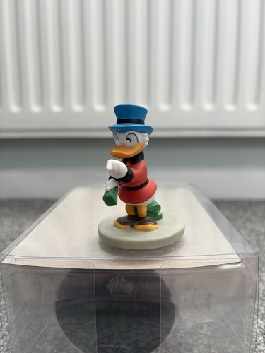 Walt Disney Grolier Collection Uncle Scrooge McDuck Porcelain Figurine Unboxed - Picture 5 of 6