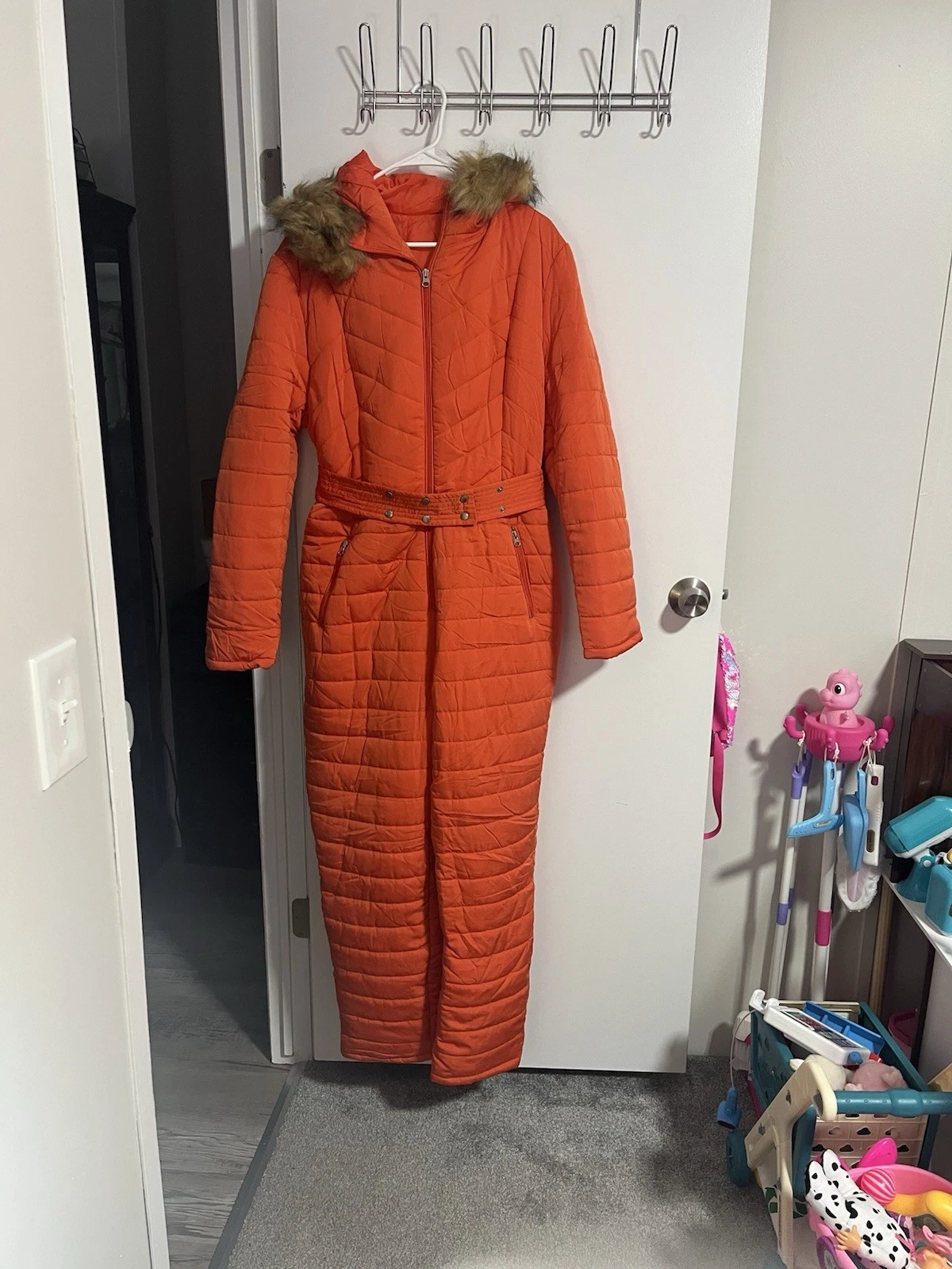 Amazon Women’s Orange Quilted Snow Suit With Hood And Removable Faux Fur Trim XL