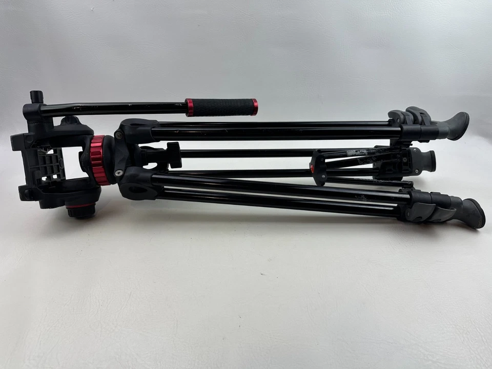 Manfrotto MVH502A Tripod Head w/ 2 Stage MVT502AM Alum Legs, Spreader, Handle - Image 3 of 4