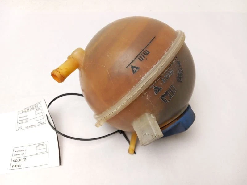 DEPÓSITO DE REFRIGERANTE VOLKSWAGEN BEETLE GL 1999 Foto 2 de 4