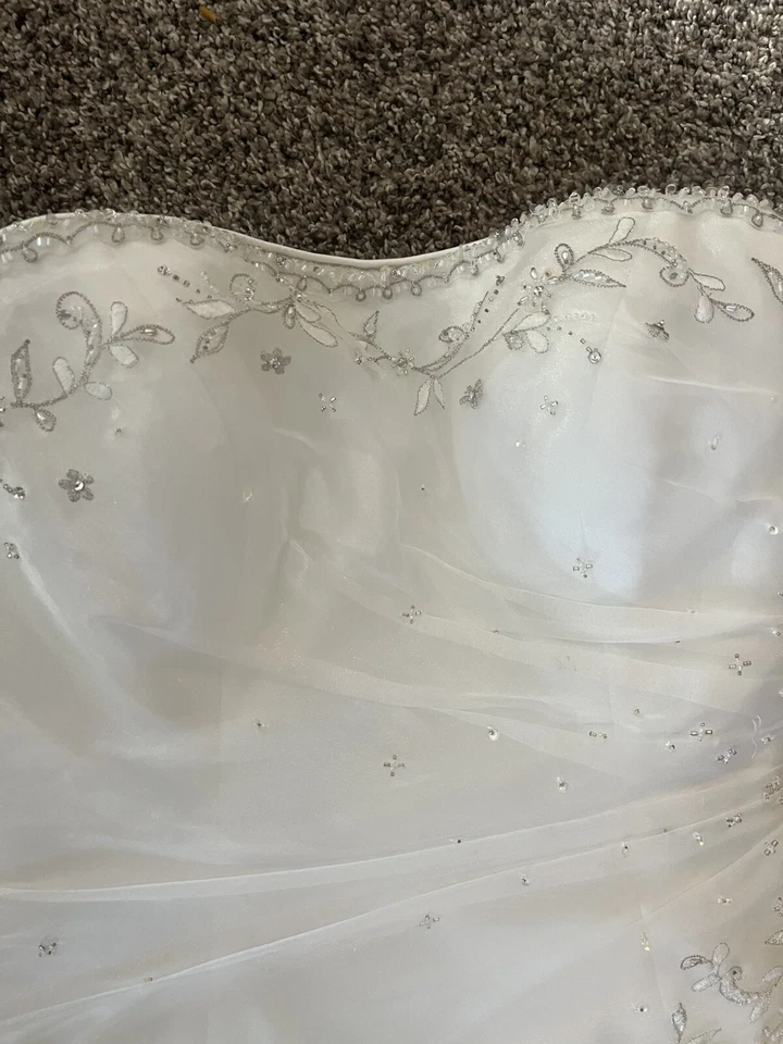 Maggie Sottero Couture Wedding Dress size 10 W Swarovski Crystals - Image 3 of 4