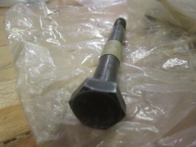 YAMAHA OEM NOS LOT OF FOUR BOLT W/ HOLE - MANY APLICATIONS 841