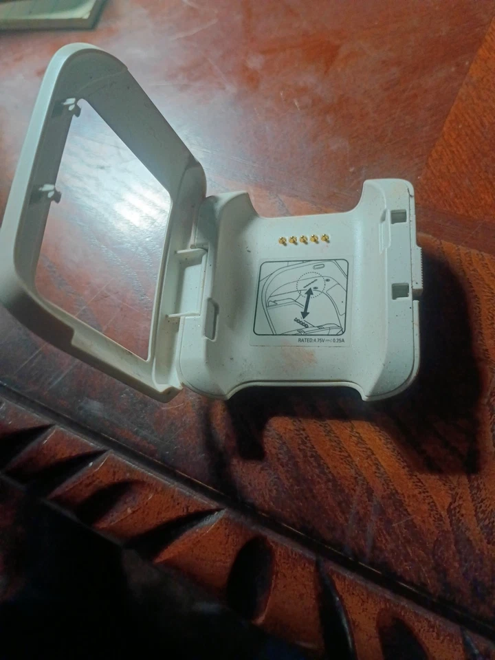 Base de carga para reloj inteligente Samsung Galaxy Gear para SM-V700 - Colores Foto 2 de 3