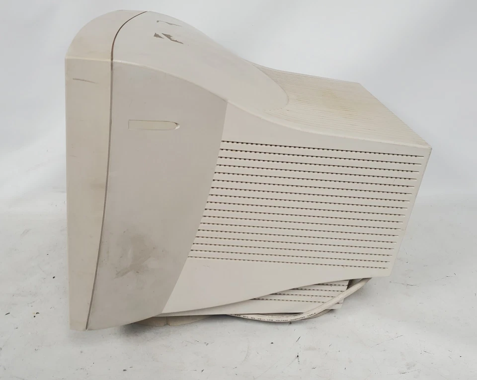 Vintage Gaming Gateway EV700-7000965 YE0711-01 16" CRT VGA Computer Monitor 1998 - Image 3 of 4