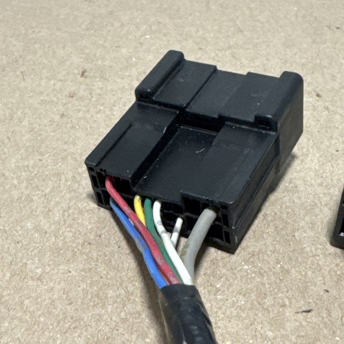 2007-2010 TOYOTA CAMRY INTERIOR JUNCTION FUSE BOX Under Dash Connector 10 Pin - Picture 7 of 9