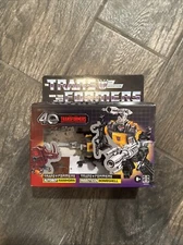Transformers Retro Reissue 40th Anniversary Edition Bombshell/Ramhorn Figure Set
