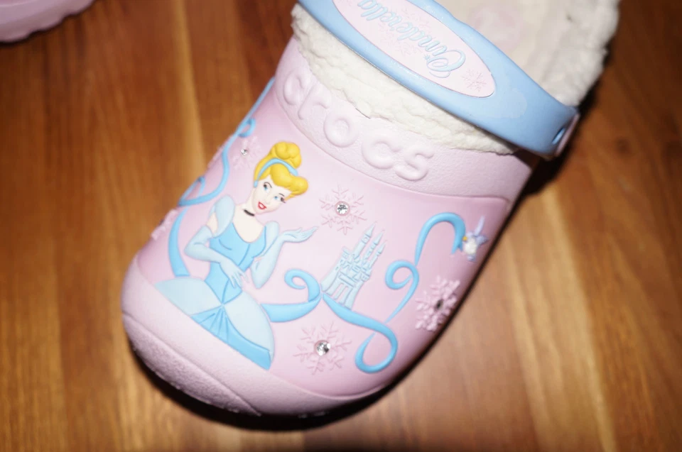 crocs gefüttert Cinderella    ❤️ rosa   ❤️  Gr. J 1  Innenlänge: 19 cm - Bild 2 von 3
