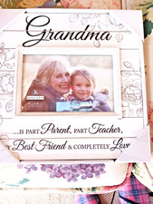 Malden GRANDMA PHOTO FRAME 4" x 6" Faux Ivory Wood w / Flowers  Saying NIB 