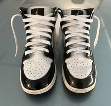 Jordan Air Jordan 1 Mid SE Black/White/Gold C...