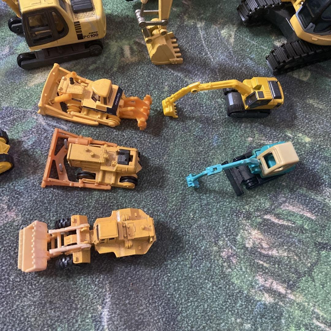 Komatsu ミニカーセット Komatsu Mini Construction Vehicle Set 15 Pieces Yellow