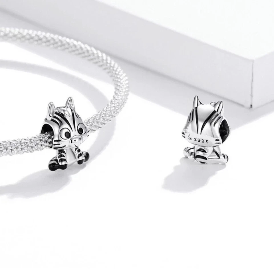 Charm Zebra mascotte Juventus in argento 925 - Immagine 4 di 4