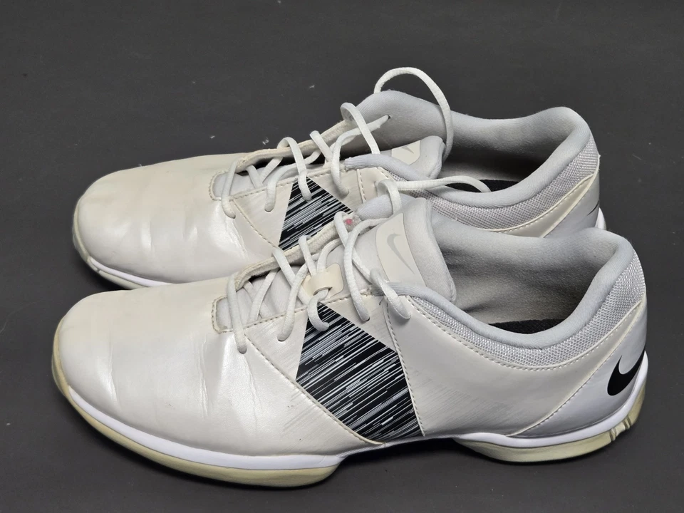 Zapatos de golf Nike Delight V para mujer 651997-100 para mujer talla 7 de EE. UU. año 2015 Foto 2 de 4