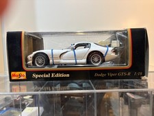1997 Dodge Viper GTS-R White/blue stripes 1:18 scale by Maisto
