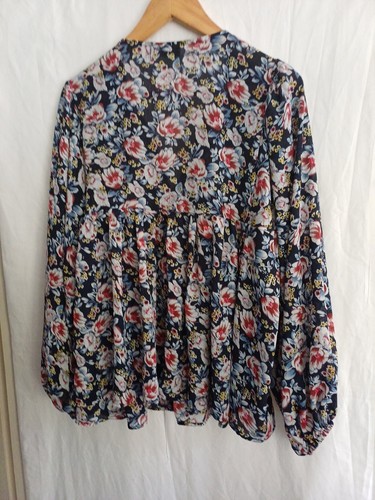 Women's Navy Blue Floral Thin Loose Fit Longsleeved Blouse Tunic V-neck Size 14 - Picture 6 of 6