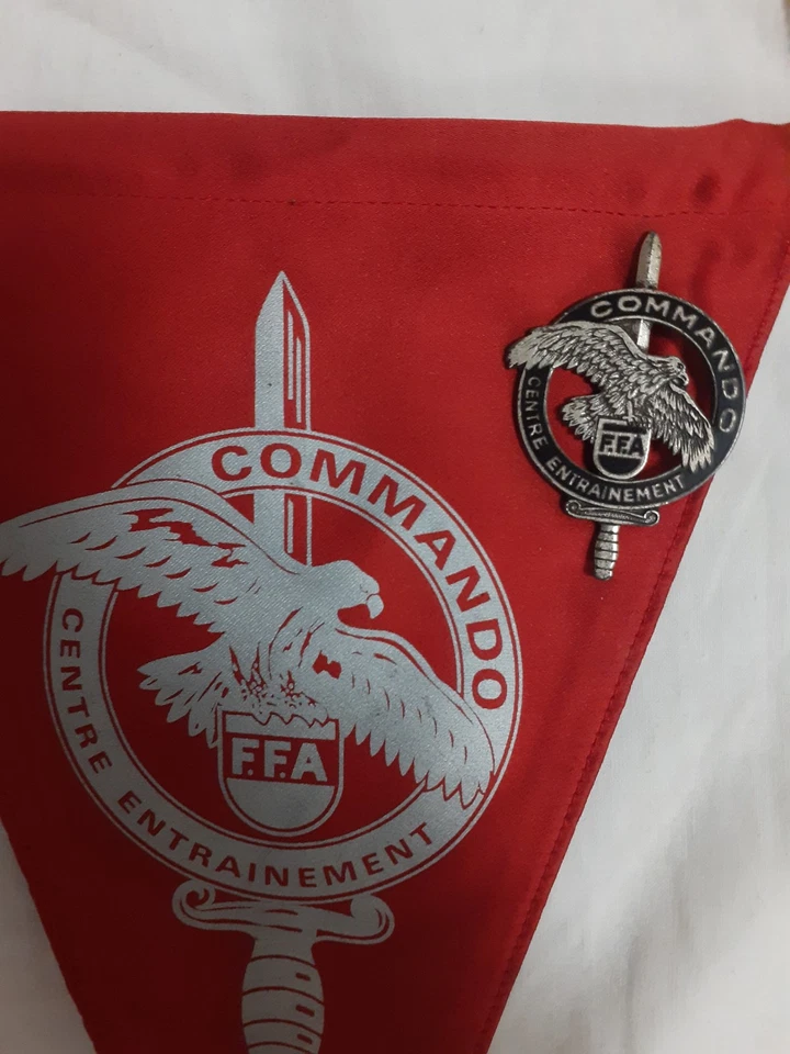 Fanion du centre d'entraînement commando des Forces françaises en Allemagne-FFA - Photo 2/4
