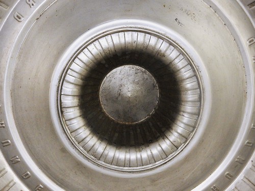 Set of 2 Ford Thunderbird Hub Caps, 1965/1966, 15", Good Condition, No Spinners - Picture 15 of 21