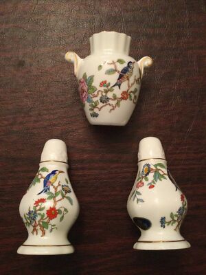 Aynsley Bone China Pembroke Salt & Pepper Shaker+Vase Set Gold Trim 4.25'', 3 pcs