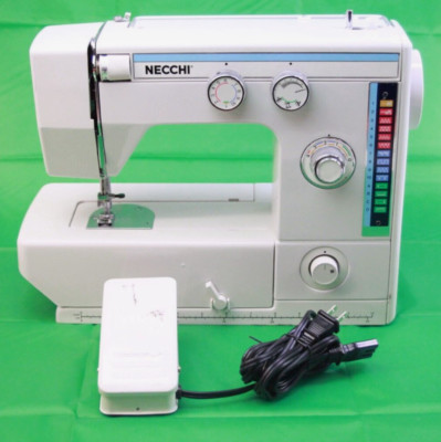 Vintage  Necchi Model 537L Sewing Machine Read Description Used