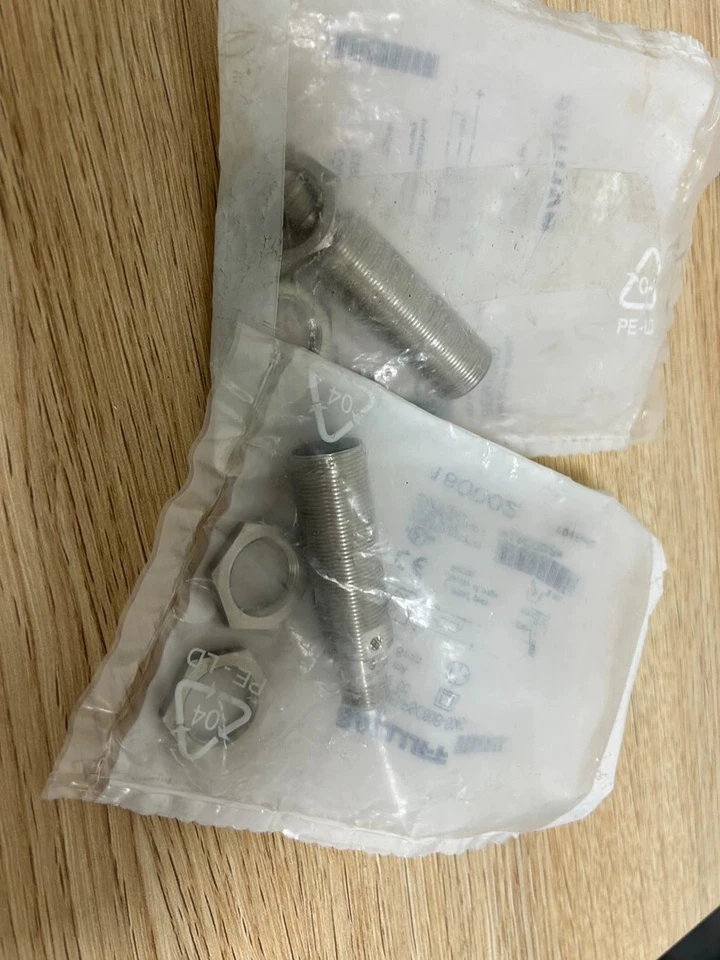 1pcs NEW BALLUFF BES M18EI-PSC80B-S04G BES02H0 proximity switch DHL shipping - Image 2 of 3