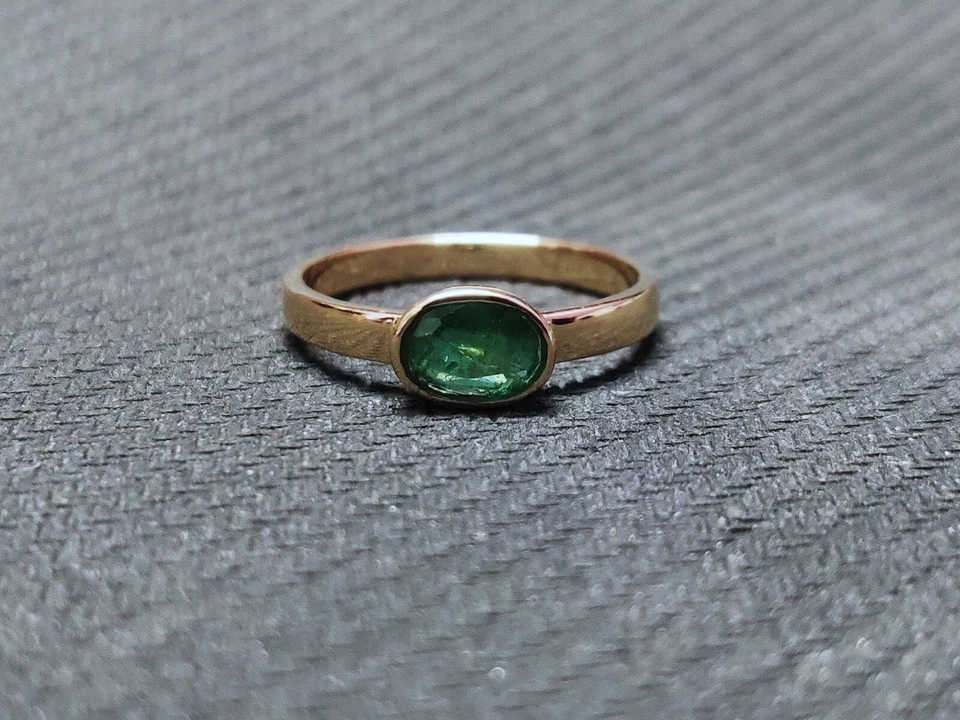 14K Gelbgold Smaragd Ring 0.9 Karat Smaragd Band Smaragd Zierliche Ring Damen - Bild 2 von 4