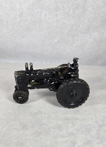 Vintage Arcade Cast Aluminum John Deere Model A Tractor With Driver SEE PHOTOS 