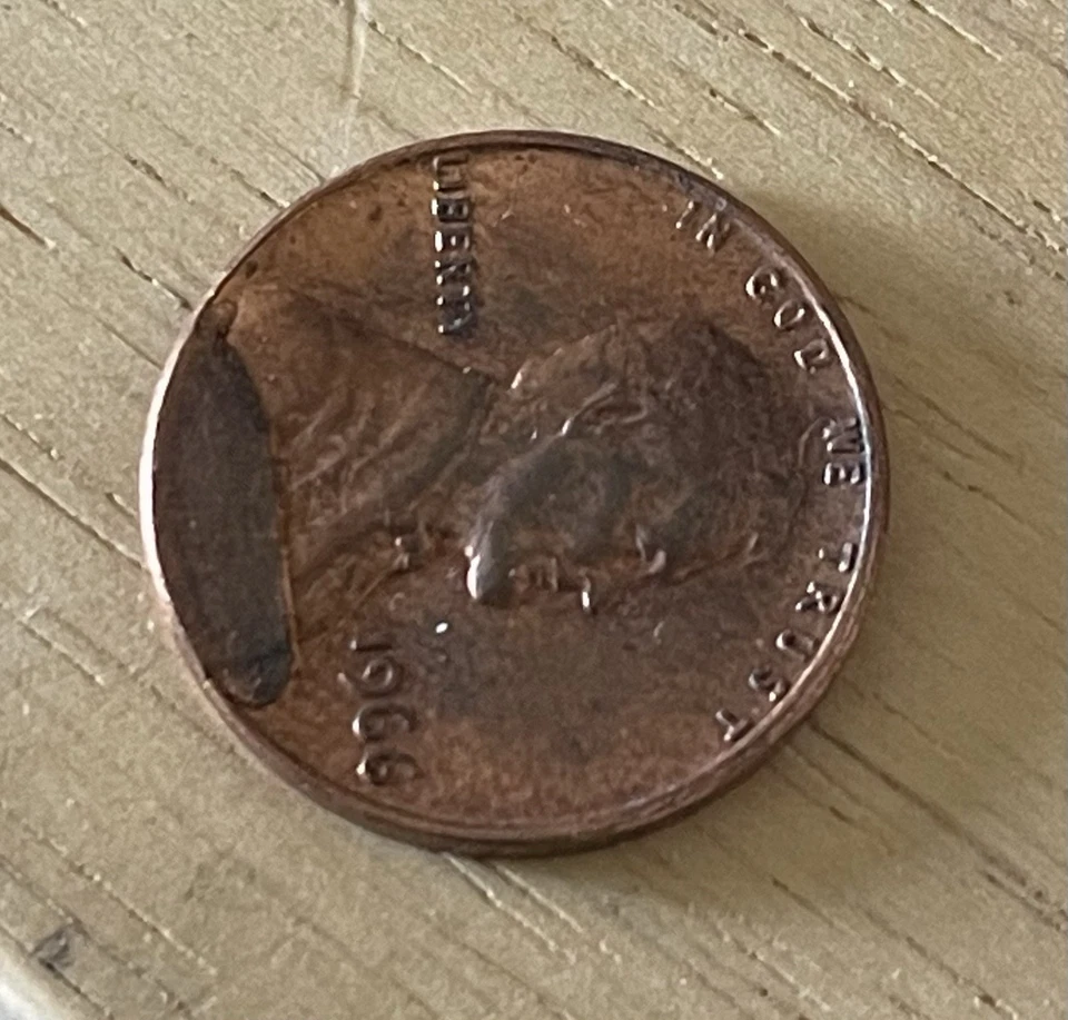 1966 Lincoln Cent CUD Error/overflow Major Die break error - Image 2 of 4