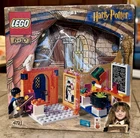 Vintage 2001 Lego Harry Potter Hogwarts Classrooms 4721 NEW Sealed Box Damage