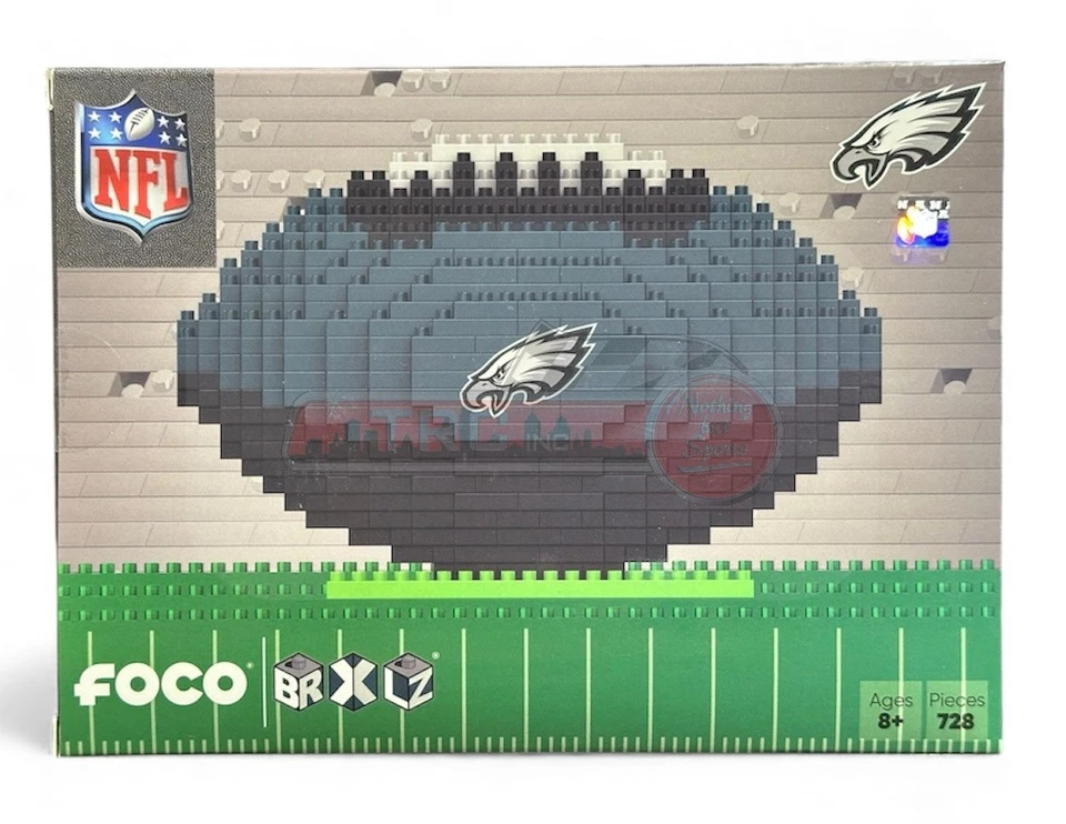 FOREVER COLLECTIBLES Philadelphia Eagles NFL BRXLZ Football 3-D Construction Block Set