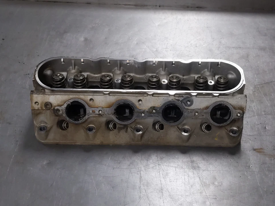 Culata derecha para 07-14 Chevrolet Suburban 1500 5.3 799 gasolina Foto 3 de 4