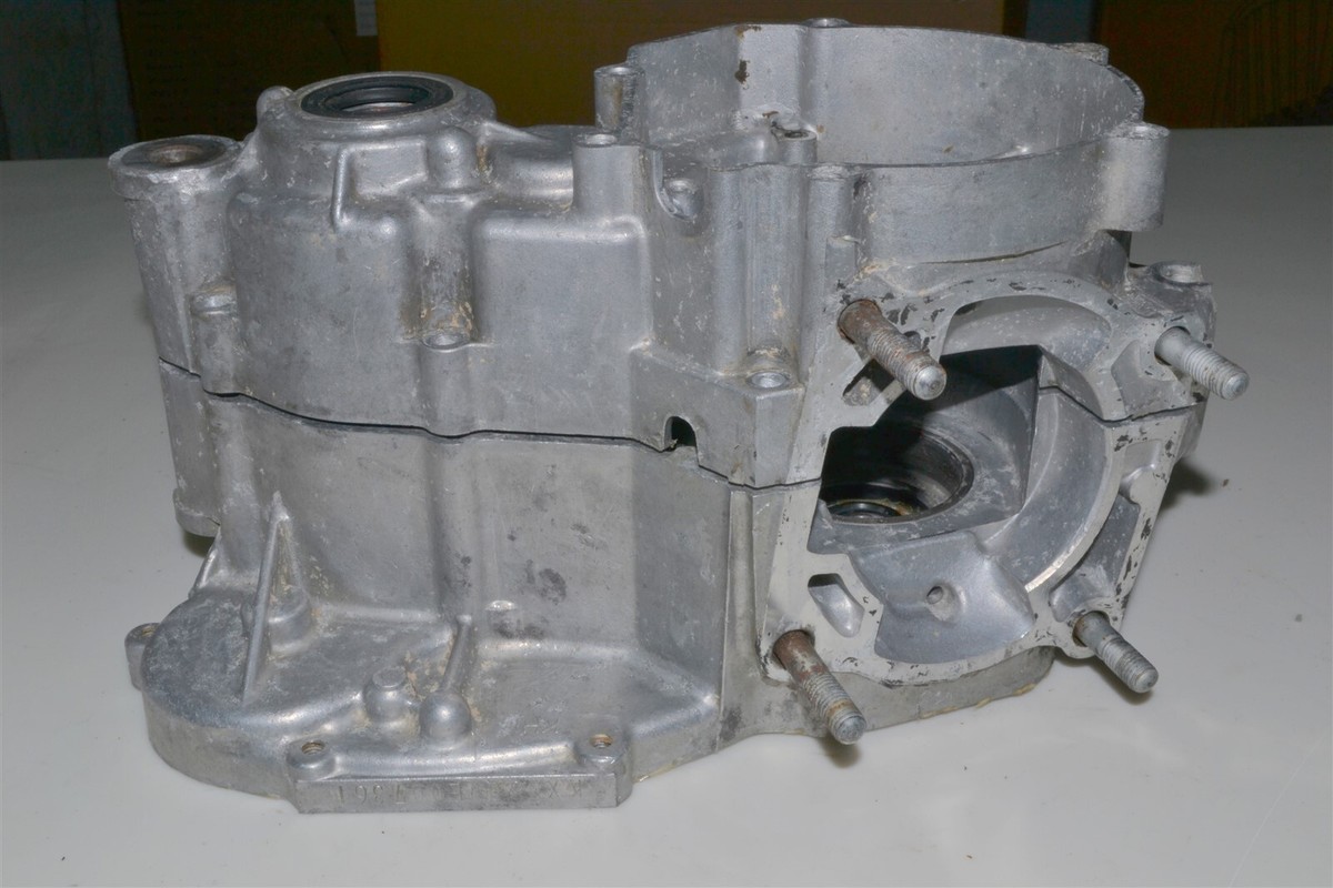Kawasaki KX 80 KX 100 Crankcase Matched Set Right + Left 14001