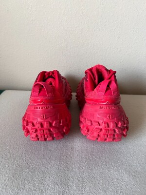 Balenciaga Defender Sneakers - Size 41 - Red - NEW - Bouncer Balenciaga Defender Sneakers - Size 41 - Red - NEW - Bouncer