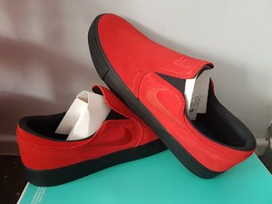janoski slip on red