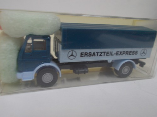 WIKING~MERCEDES-BENZ CAB OVER -ERSATZEIL EXPRESS- DELIVERY TRUCK ~LOT B~HO SCALE - Picture 2 of 4