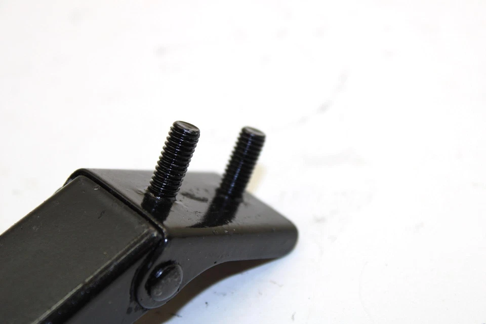 1988 Yamaha Exciter Oem Hood Hinge 82M-77140-00-00 Q2669 - Image 2 of 4