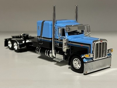 1/64 DCP BLACK SILVER BLUE PETERBILT 389 63'' BUNK 320'' FRAME (6.5'' long)