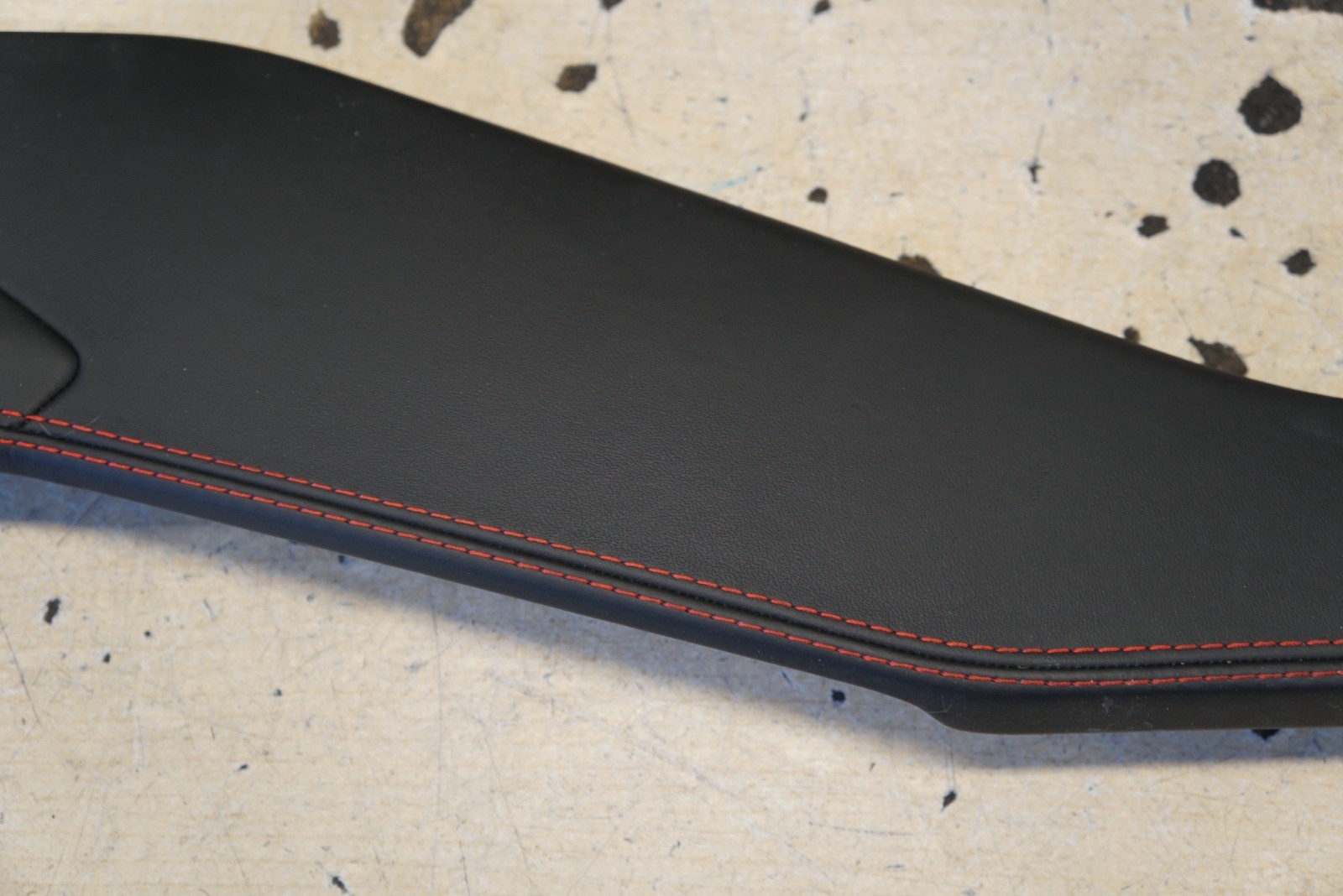 2019 - 2025 LAMBORGHINI URUS FRONT LEFT & RIGHT CENTER CONSOLE TRIM PANEL OEM