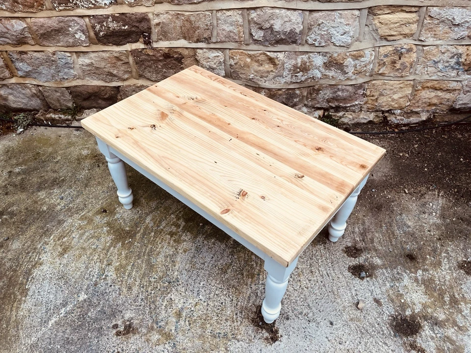 Hand-Crafted Rustic Pine Coffee Table – Painted Turned Legs – Country Farmhouse - Image 2 of 4