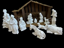 Nativity Scene Christmas Holiday Manger Baby Jesus Mary Joseph White Set W/ Tree