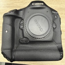 Canon EOS 1D X Professional DSLR Camera Body 90 New Tested, Complete Kit