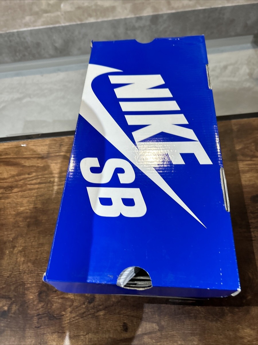RARE Authentic [NEW] Size 7.5 - Nike Zoom Stefan Janoski Sb