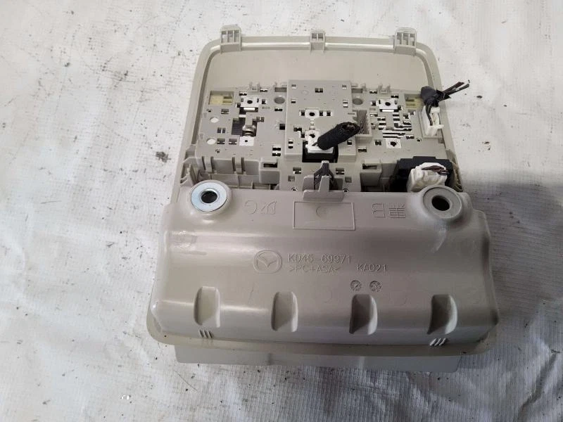 Оригинальная верхняя консоль на крышу для Mazda 3 2014-2018 годов выпуска с люком на крыше - Изображение 2 из 4