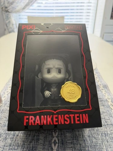 Thrilljoy Pix Universal Monsters Black And White Frankenstein Super 48 Piece